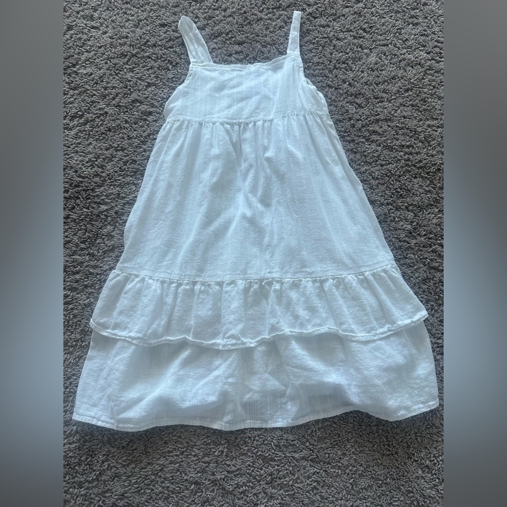 Preloved Old Navy white dress.
